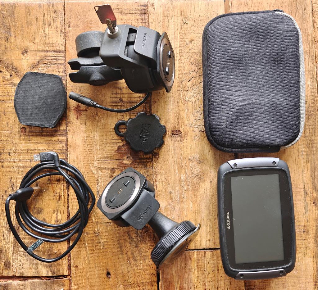 TomTom Rider 550 – Complete set met Motor- én Autohouder!, Motoren, Accessoires | Navigatiesystemen, Ophalen of Verzenden, Zo goed als nieuw