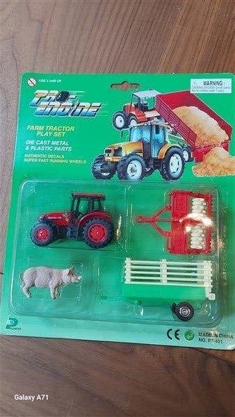 Pro Engine farm tractor play set, Ophalen of Verzenden, Zo goed als nieuw, Hijskraan, Tractor of Landbouw, Overige merken