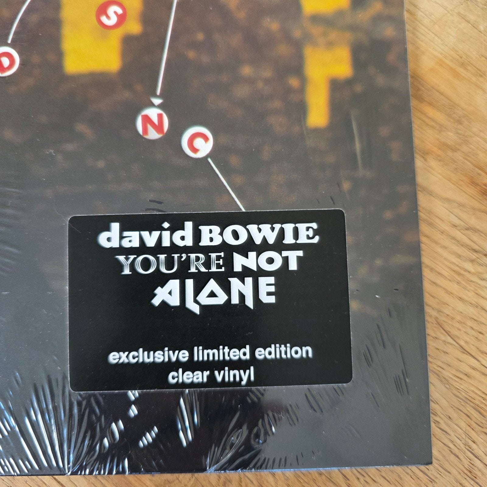 Foto 3 van David Bowie - Let's Dance- Limited Edition Clear Vinyl