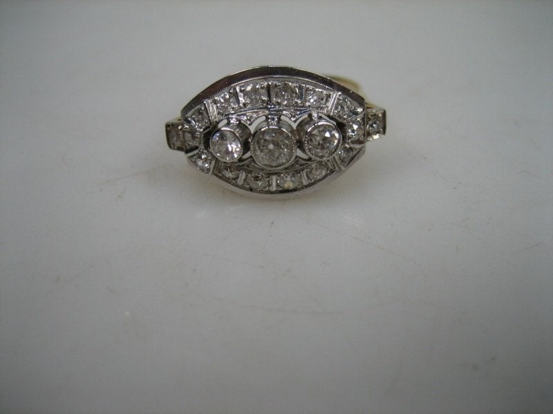Antieke briljant ring met bolsjewiekslijpsel uit ca. 1920