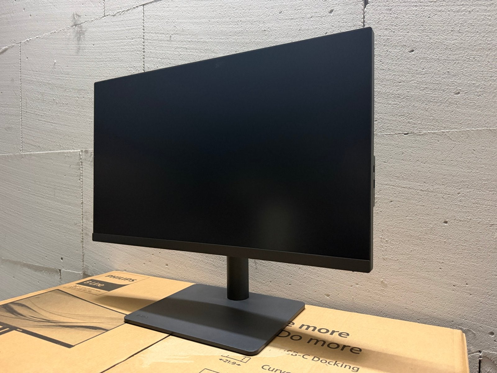 BenQ PD2705U 27” 4K UHD Designer Monitor | Retourdeal, IPS, In hoogte verstelbaar, Ophalen of Verzenden, DisplayPort