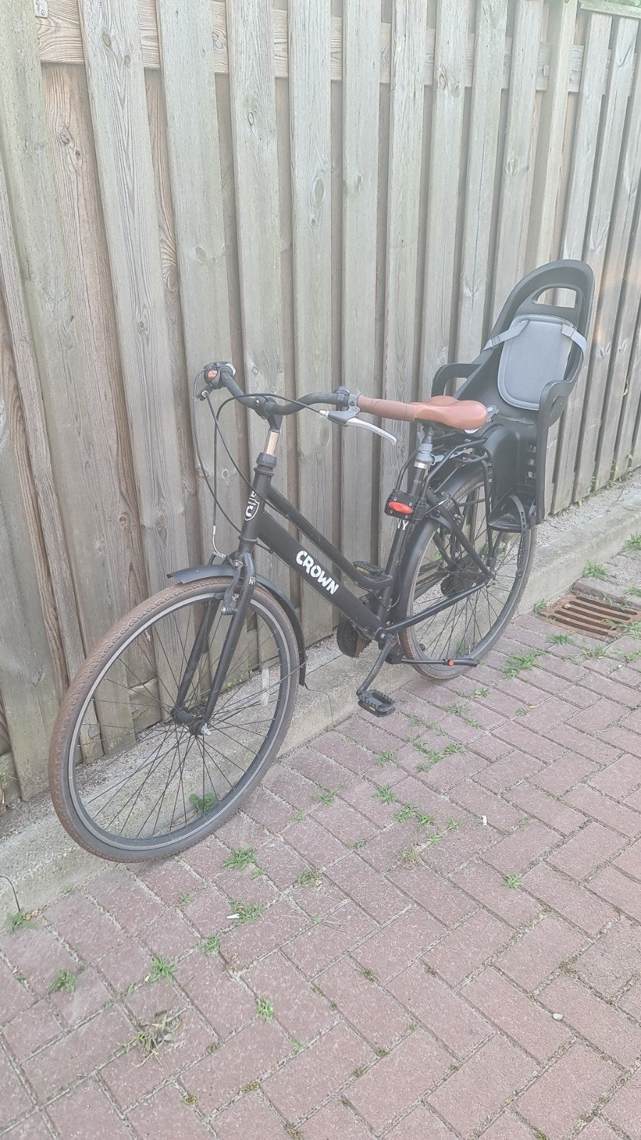 Crown damesfiets met kinderzitje, Fietsen en Brommers, Fietsen | Dames | Damesfietsen, Ophalen