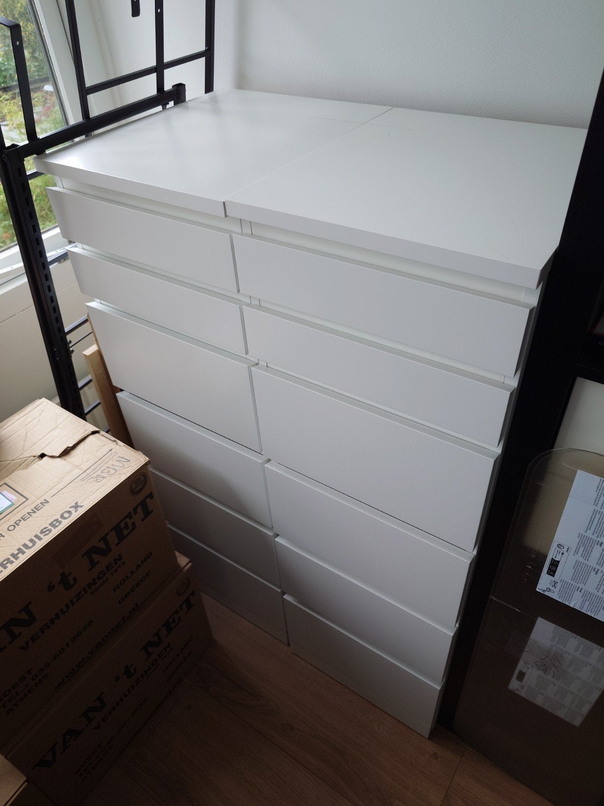 Twee Malm kasten zo goed als nieuw, Ophalen, Minder dan 50 cm, 5 laden of meer, 100 tot 150 cm