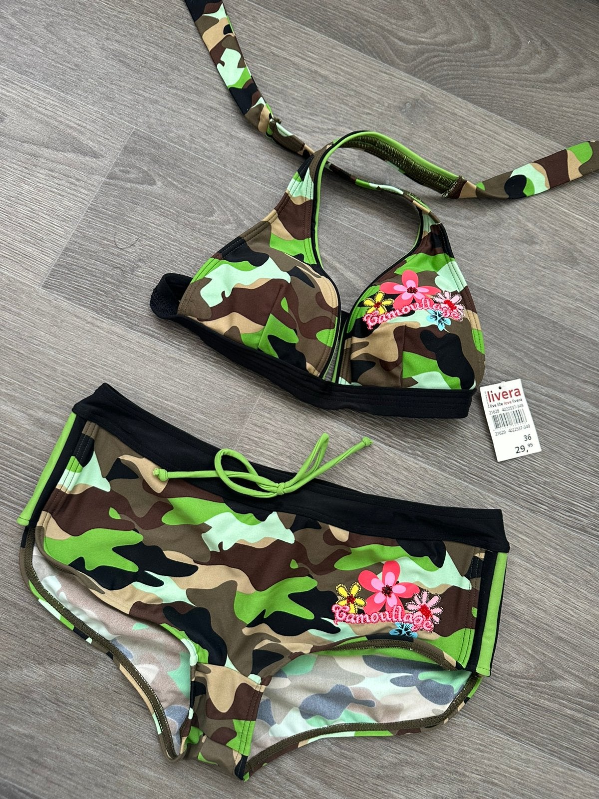 Camouflage bikini | Livera, Ophalen of Verzenden, Nieuw, Zwart, Bikini