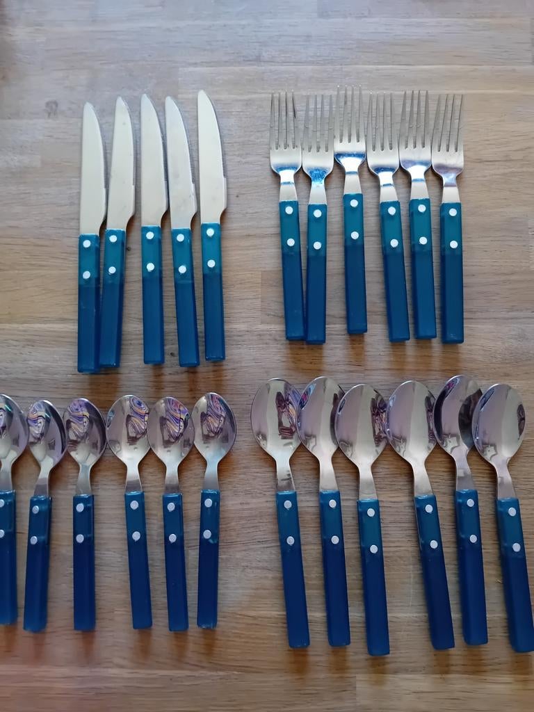 Bestekset 24-delig blauw - messen, vorken, lepels, Ophalen of Verzenden, Gebruikt, Rvs of Chroom, Bestekset