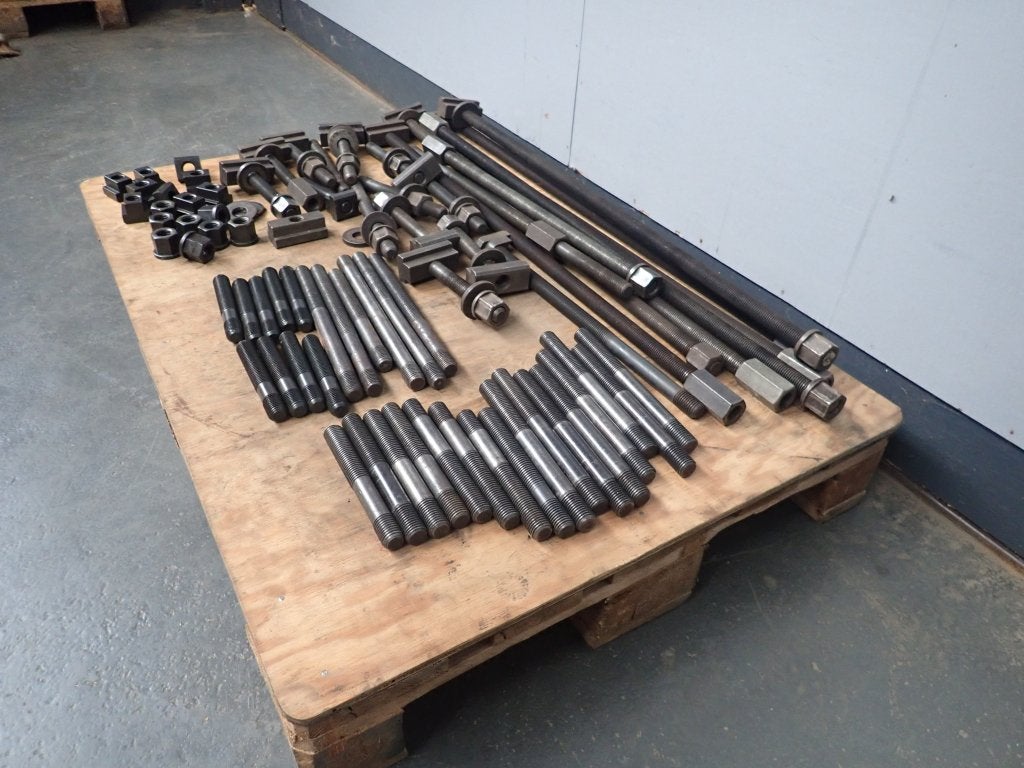 M24 Opspanmateriaal 28mm T-Slot / Draadstang / Draadeind M24, Niet ingevuld, Gebruikt, Niet ingevuld, Ophalen of Verzenden