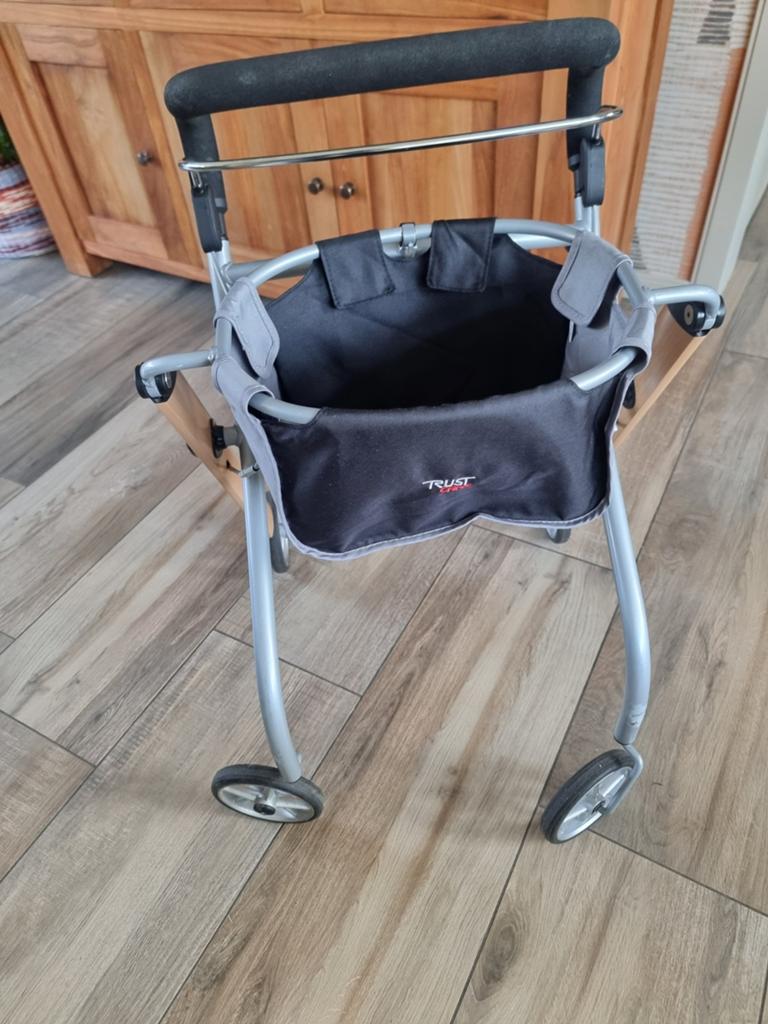 Trust care binnenshuis Rollator, Diversen, Rollators, Ophalen of Verzenden