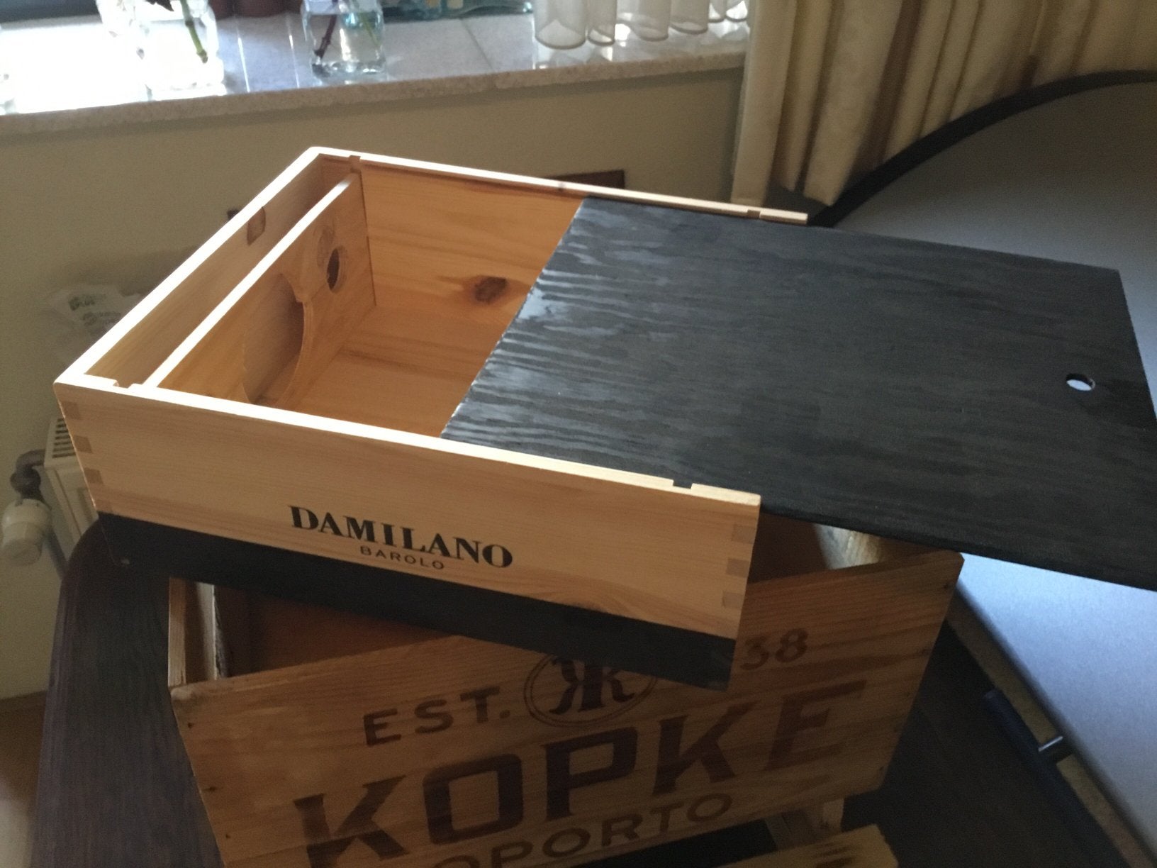 Wijnkistje. Schuifdeksel., Ophalen of Verzenden, Zo goed als nieuw, Minder dan 50 cm