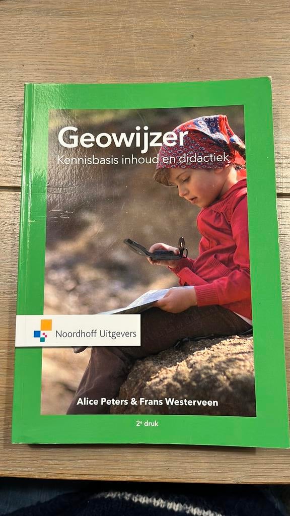 Pabo studieboek,   Geowijzer, Boeken, Studieboeken en Cursussen, Zo goed als nieuw, HBO, Alpha, Ophalen of Verzenden