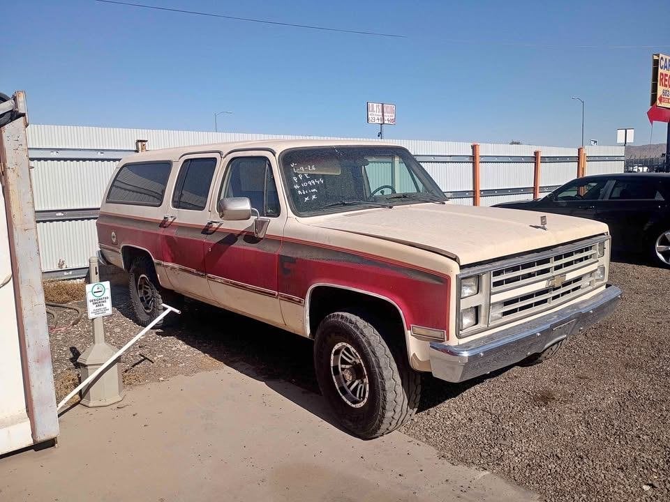 1987 chevy suburban 4x4 K20 1986 1985 1984 1983 1982, Auto's, Chevrolet, Automaat, Suburban, Achterwielaandrijving, 5000 cc