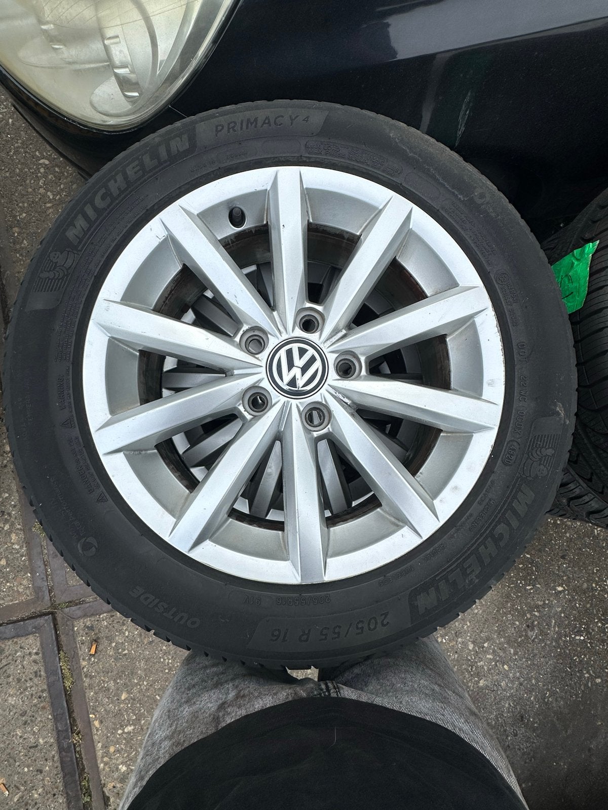 Originele VW 16 inch velgen + Michelin Primacy 4 zomerbanden, Auto-onderdelen, Ophalen, Gebruikt
