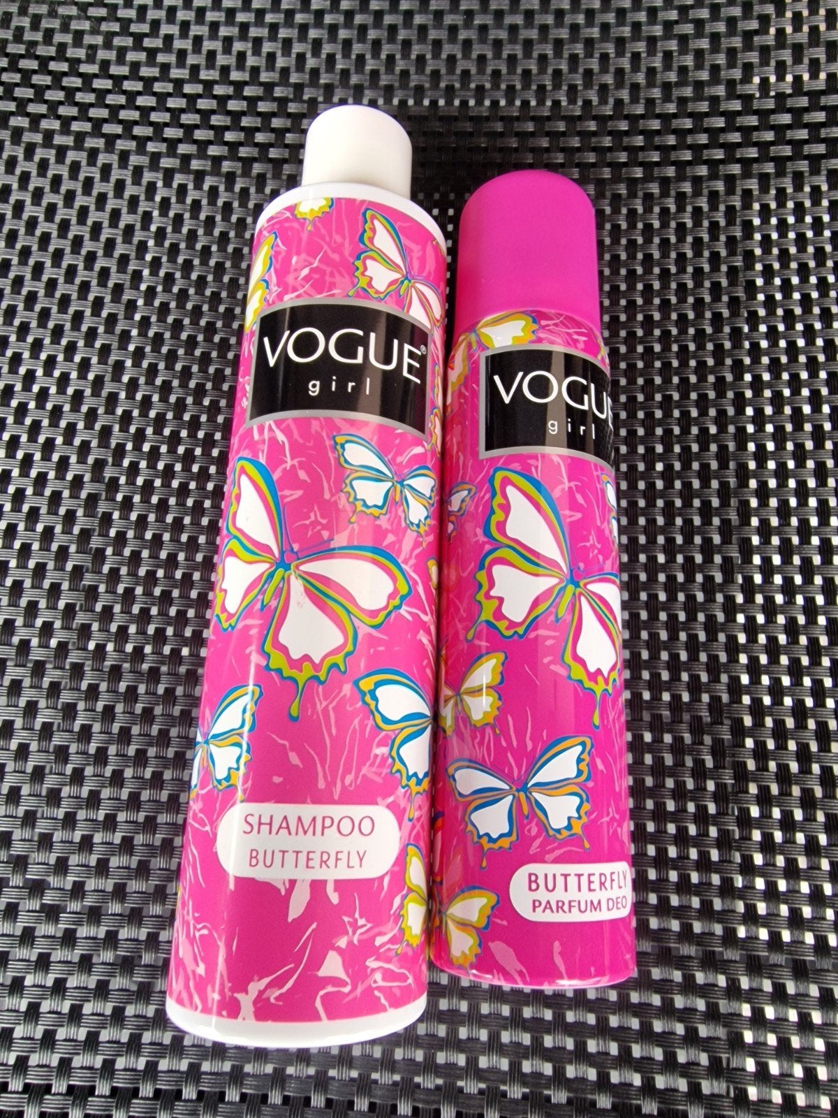 setje shampoo en parfum deo, Ophalen of Verzenden, Nieuw, Bad & Douche