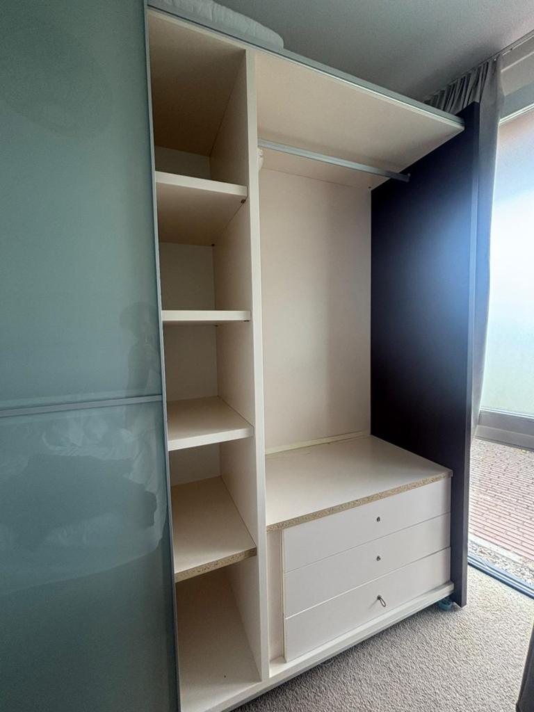 Robuuste kledingkast met glazen deuren en lades, Huis en Inrichting, Kasten | Kledingkasten, Ophalen, Gebruikt, 200 cm of meer