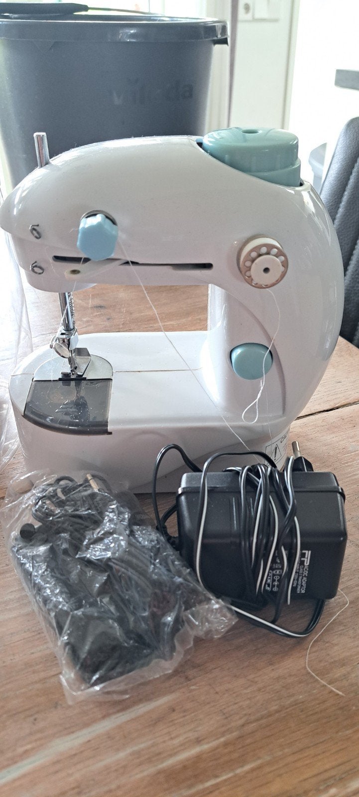 Mini naaimachine superhandig.klei, Ophalen of Verzenden, Naaimachine, Overige merken