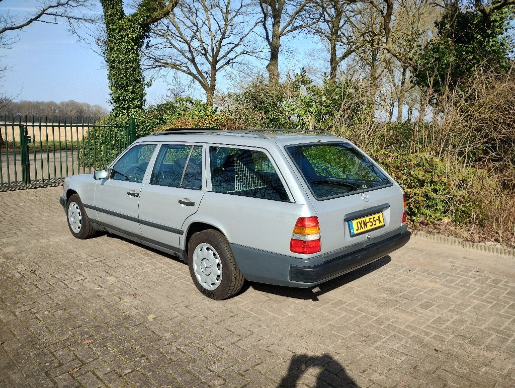 Daimler Benz 300TE 1987 oldtimer apk 03-2028 inruil mogelijk, foto 2