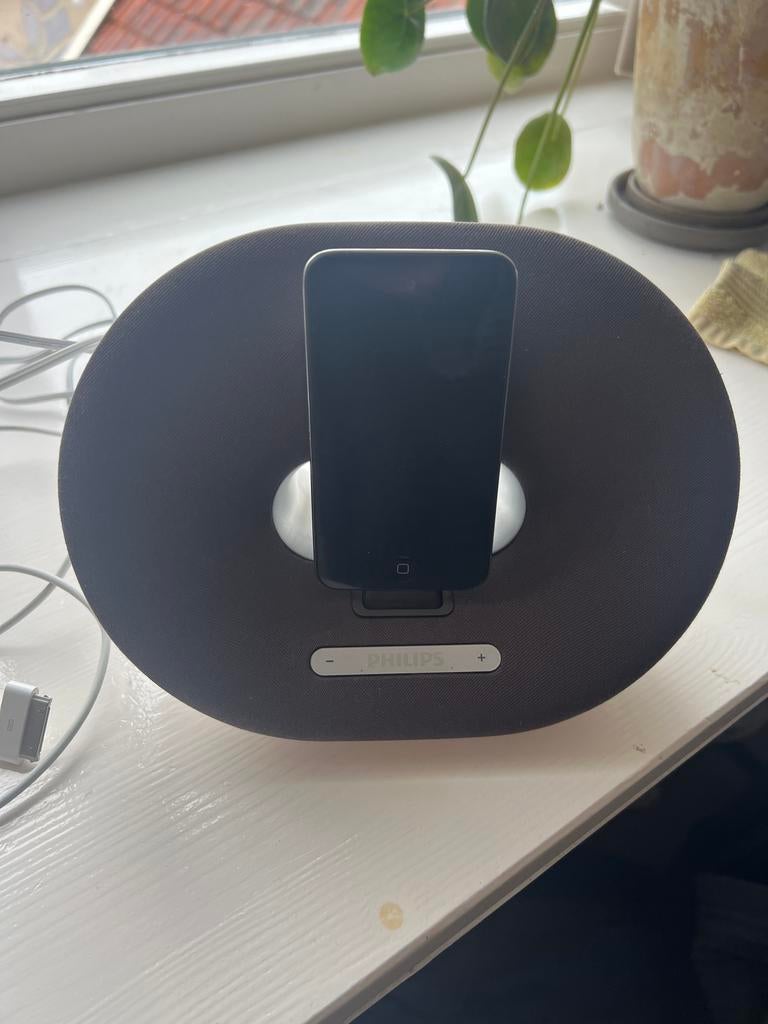 Philips dockingstation, Ophalen of Verzenden, Gebruikt, Dock of Kabel, Touch