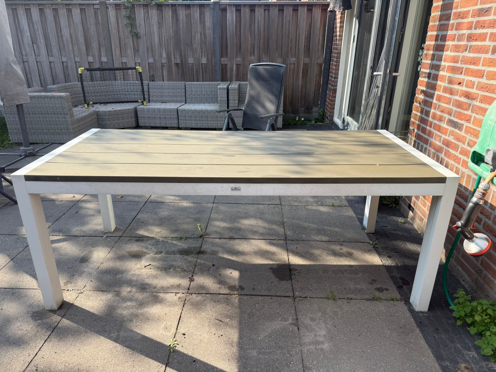 Tuintafel grijs met wit, Ophalen, Gebruikt, Rechthoekig, Kunststof