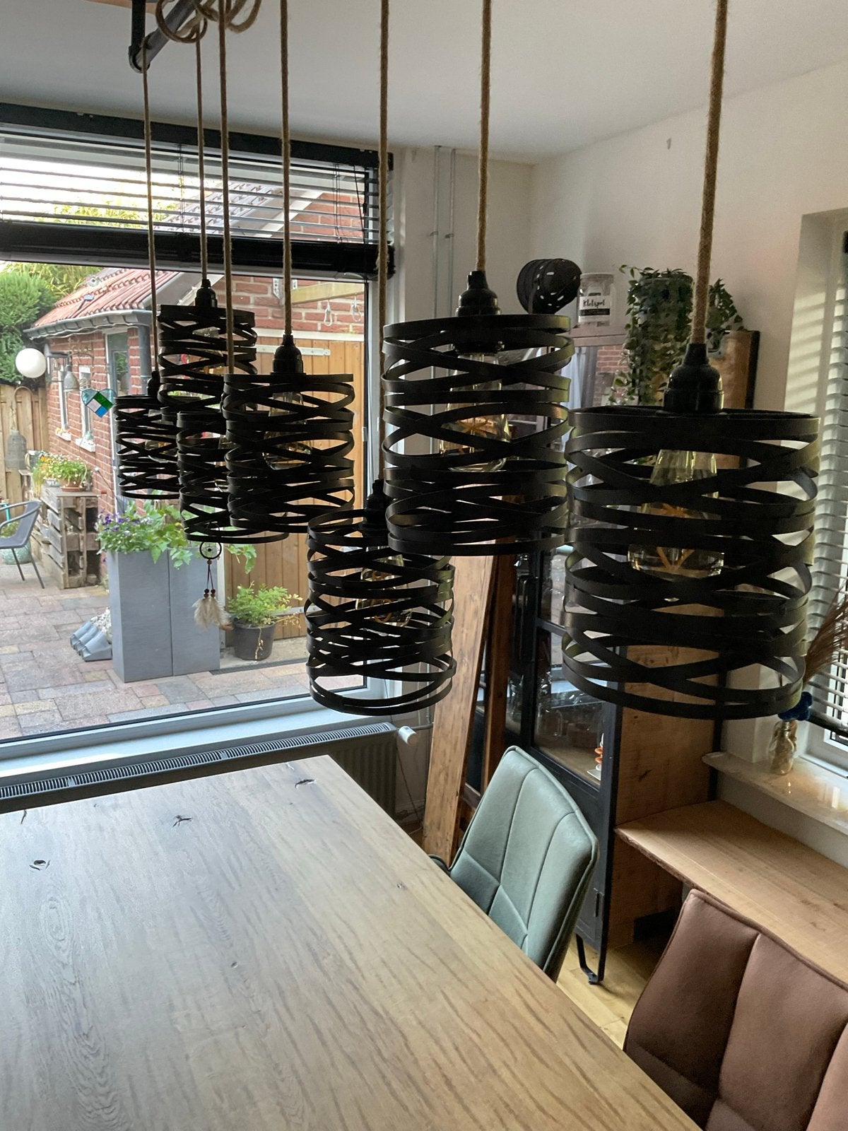 Industriële hanglamp met 6 kappen en houten plank, Ophalen, Zo goed als nieuw, Hout