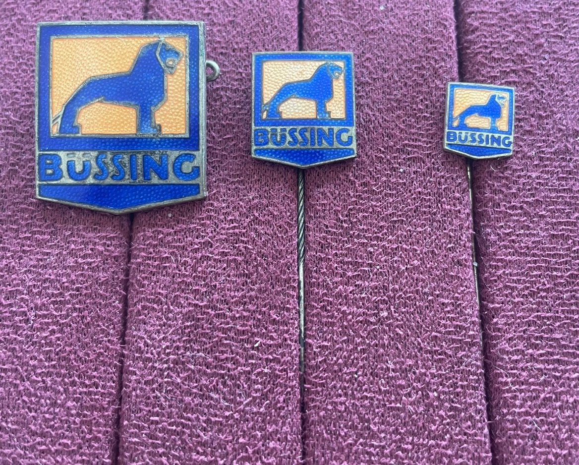 3-delige Set Vintage Büssing Emaille Spelden, Verzamelen, Ophalen, Zo goed als nieuw, Transport