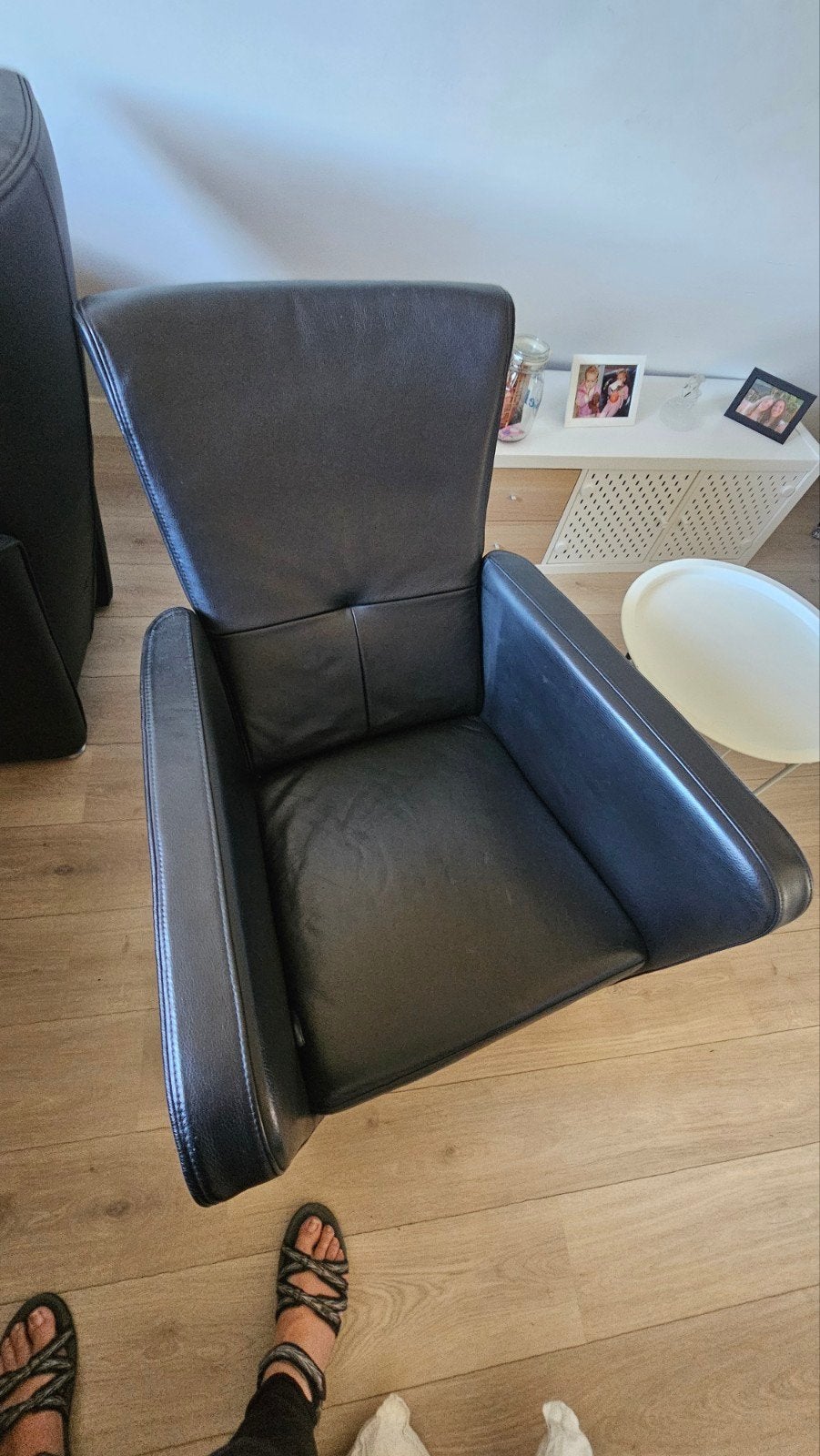 Comfortabele Zwarte Leren Fauteuil, Ophalen, Gebruikt, Zwart, Leer