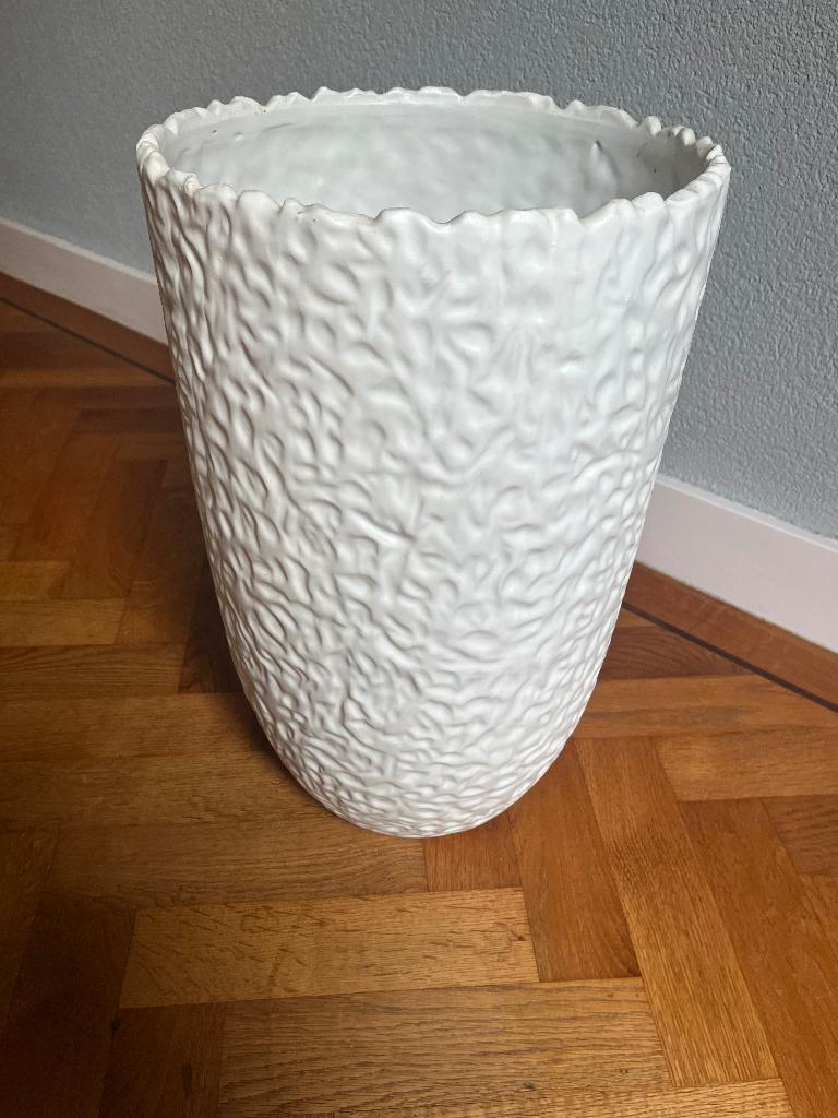 Grote aardewerken vaas., Huis en Inrichting, Woonaccessoires | Vazen, Ophalen, 50 tot 75 cm, Wit, Aardewerk of Porselein