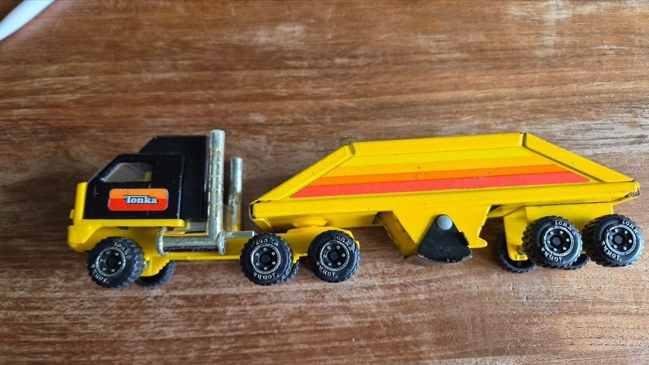 Tonka schaalmodel zandwagen met oplegger, Ophalen of Verzenden, Gebruikt