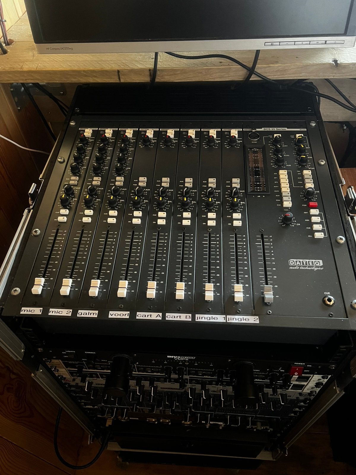 Dateq BCS 25  19 ich tafel, Muziek en Instrumenten, Mengpanelen, Ophalen, Zo goed als nieuw, 5 tot 10 kanalen, Microfooningang