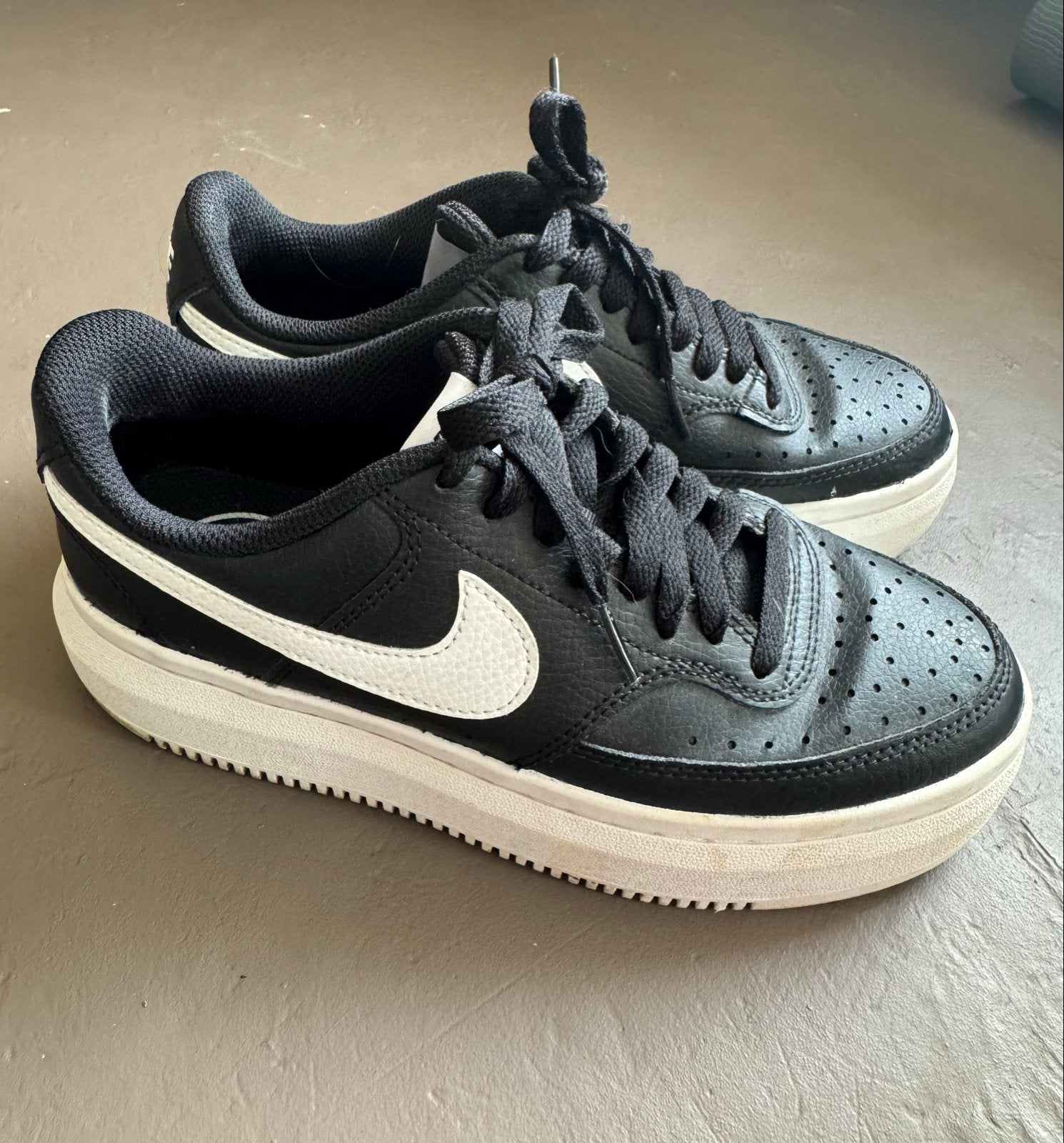 Nike Court Vision Low Alta sneakers - Zwart, Ophalen of Verzenden, Gedragen, Zwart, Sneakers of Gympen