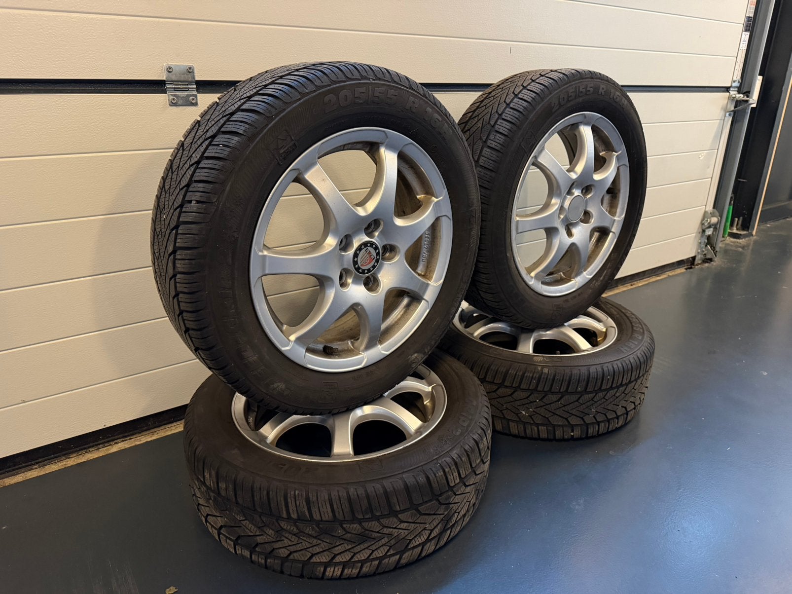 Audi A3 Winterbanden 5x112 205 55 16inch, Auto-onderdelen, Ophalen, 16 inch, Banden en Velgen, 205 mm