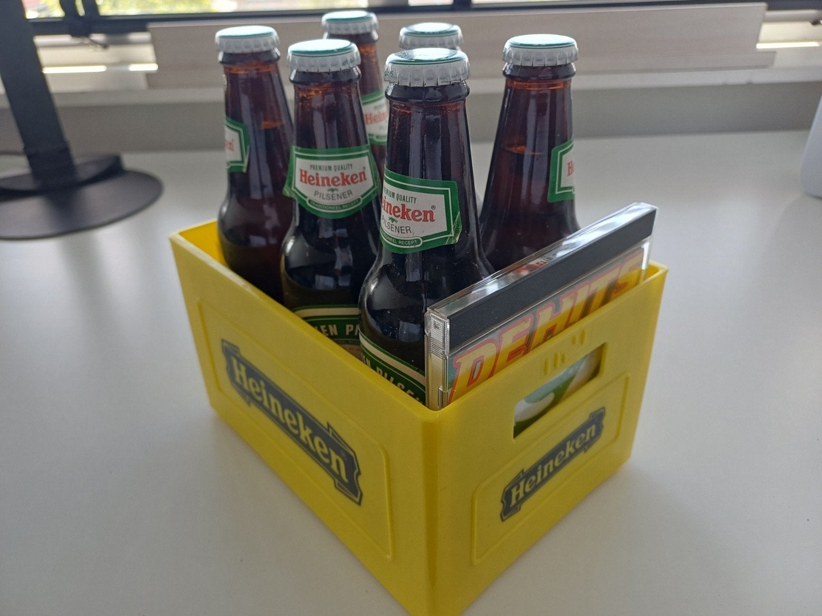 Heineken  cd kratje met originele volle flesjes  en cd, Verzamelen, Ophalen, Nieuw, Overige typen, Heineken