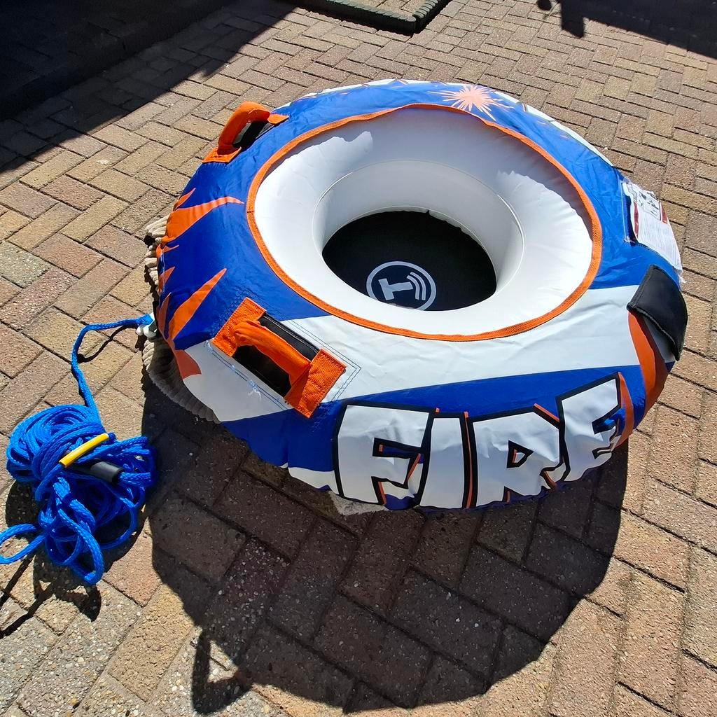 Fun tube met touw -  nieuw, Watersport en Boten, Ophalen, Nieuw, Funband of Funtube
