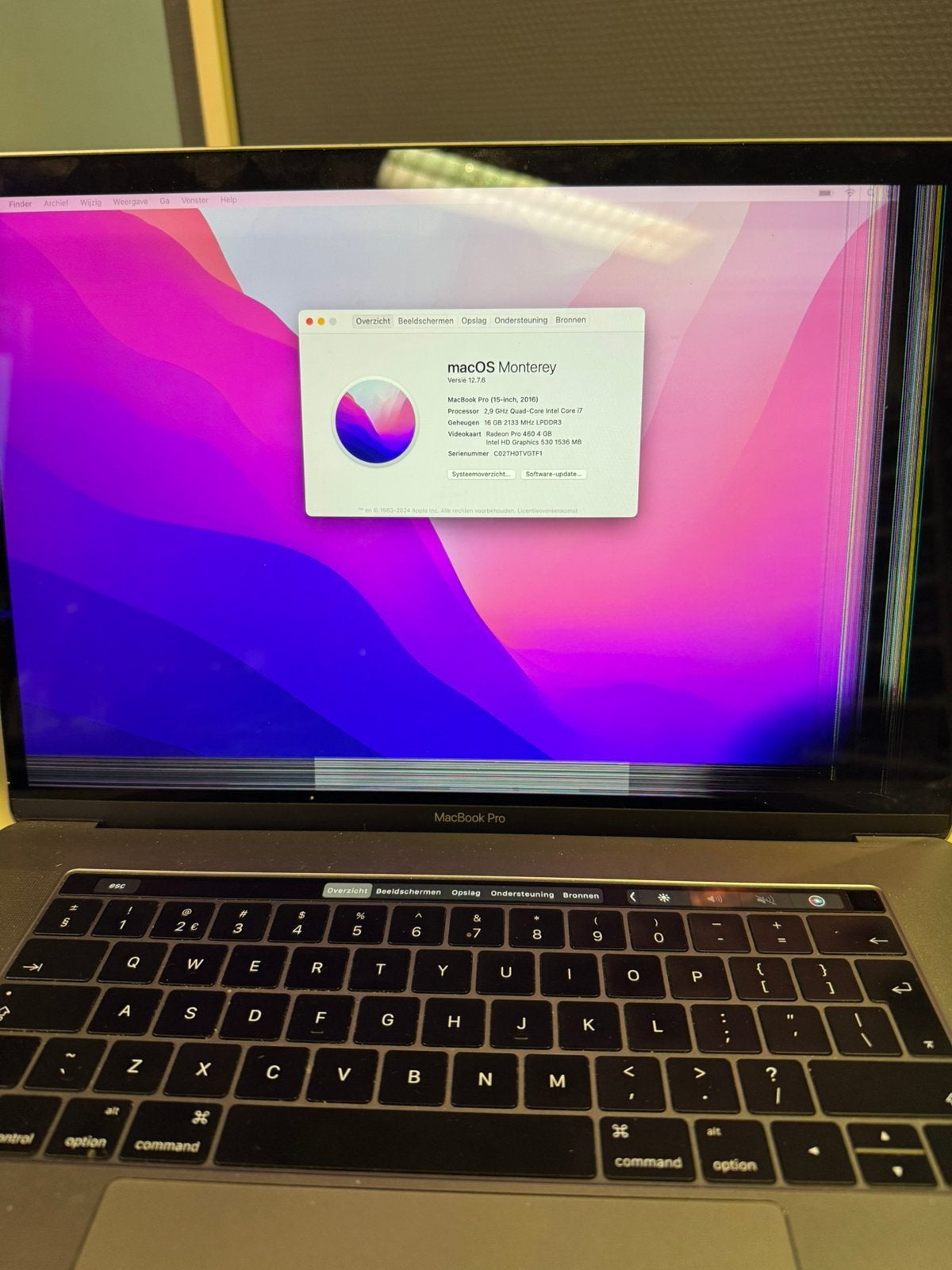 Macbook Pro 15-inch 2016 Touchbar 16GB 512GB - Scherm barst, Computers en Software, MacBook Pro, Gebruikt, 2 tot 3 Ghz, 15 inch
