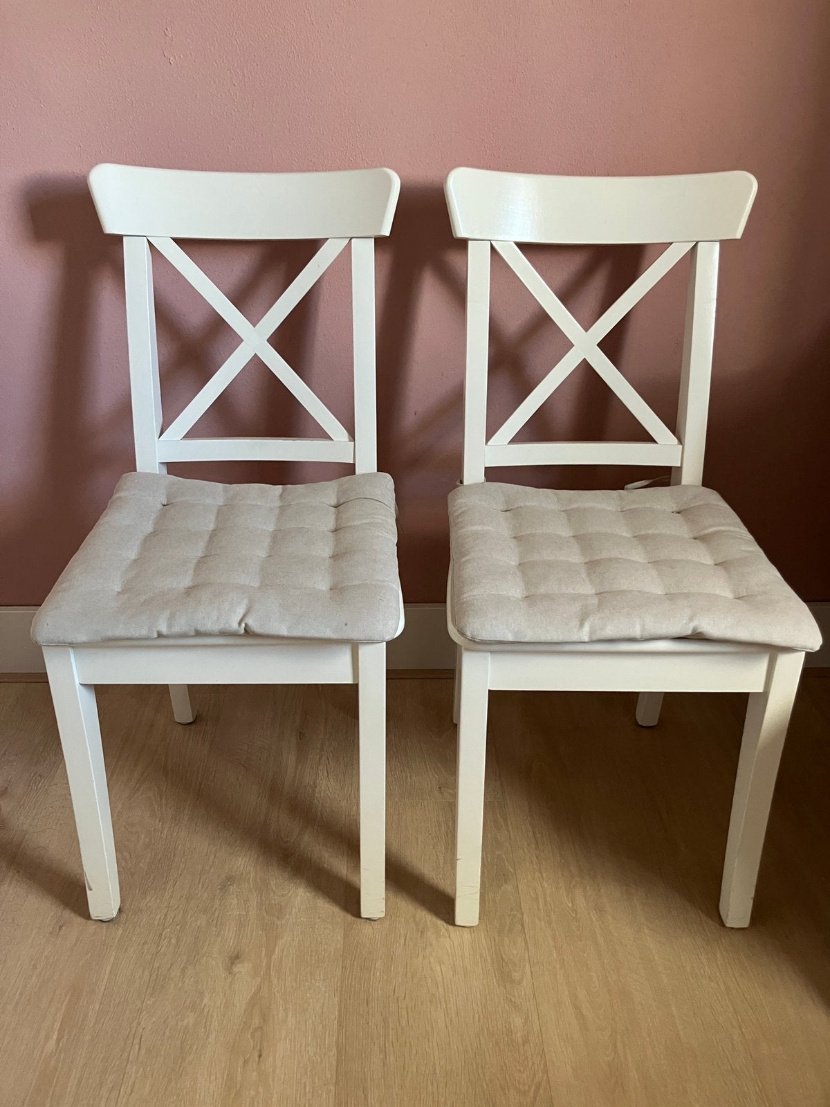 2 eetkamer stoelen Ikea wit, Ophalen, Gebruikt, Twee, Wit