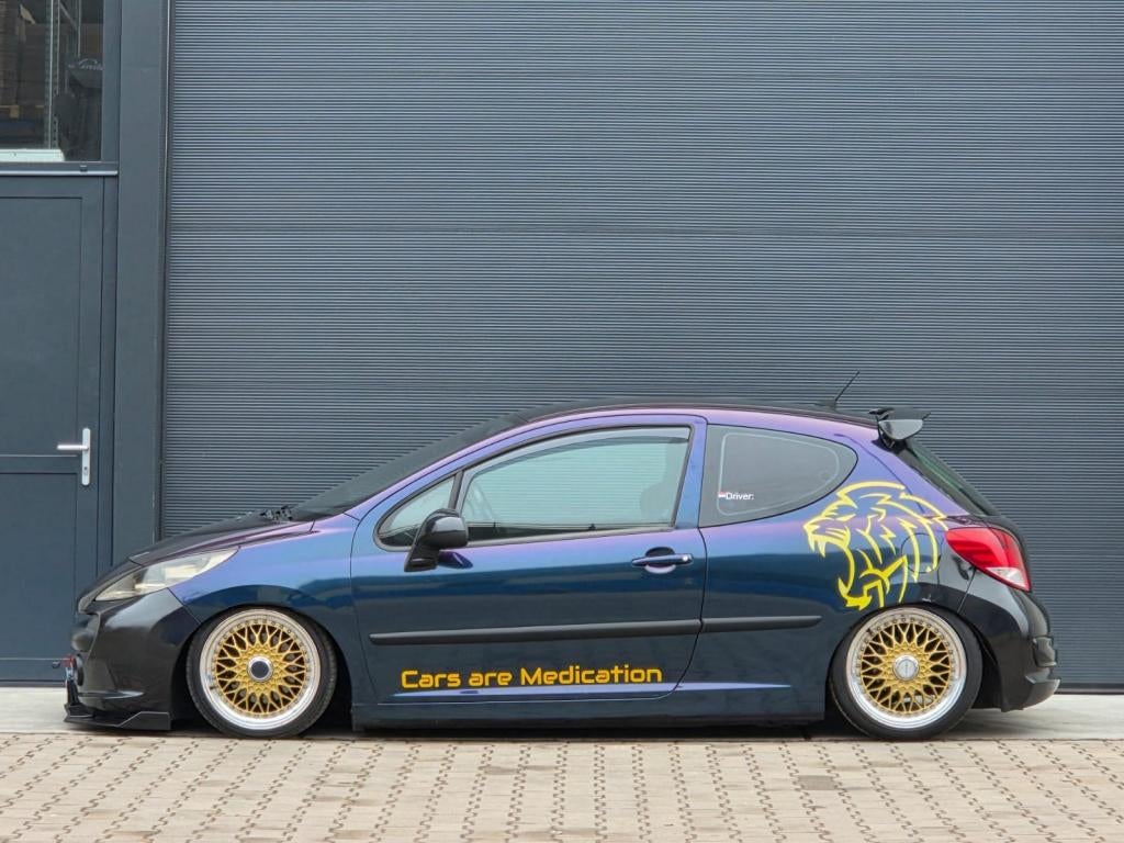Peugeot 207 1.6-16V XS Pack SHOWCAR, AIR-RIDE, NEON, WOOFER!, Gebruikt, 4 cilinders, 1188 kg, Zwart