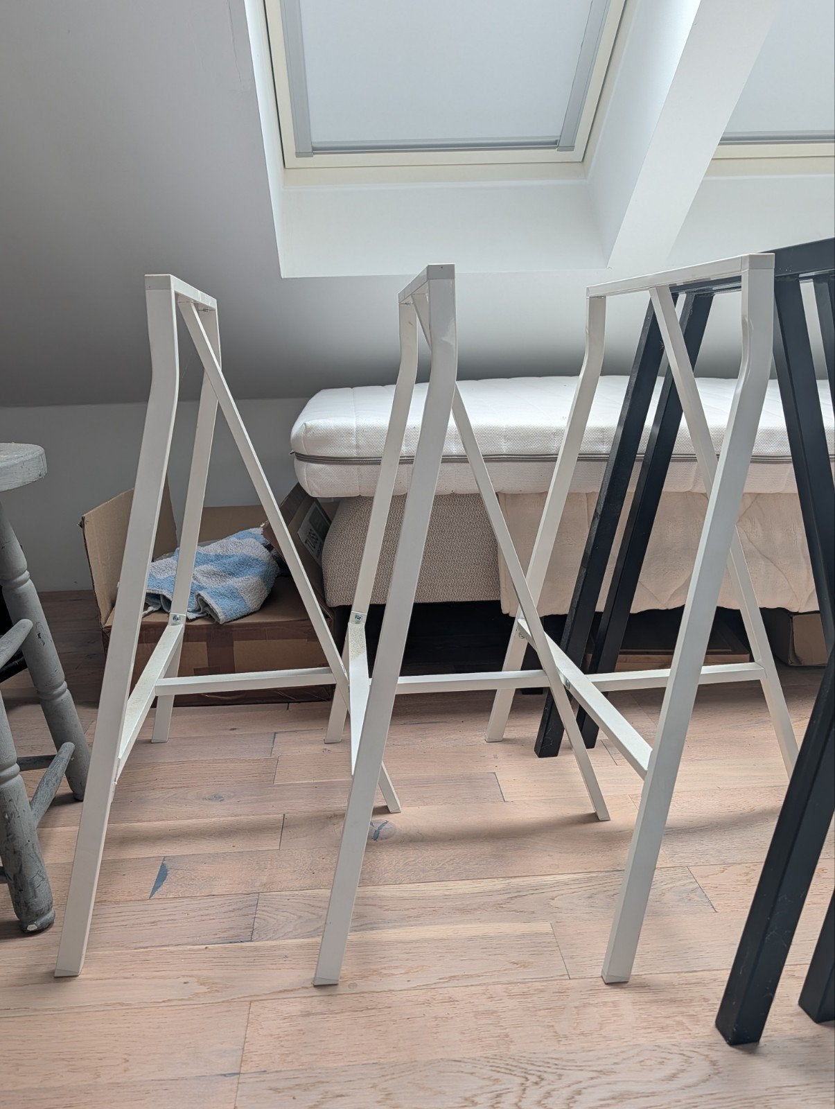 3 witte Ikea schragen, 70 cm hoog, Gebruikt, 50 tot 100 cm, Ophalen of Verzenden, Overige materialen