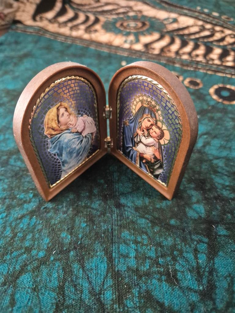 Antiek religieus diptych met Maria en kind, Ophalen of Verzenden