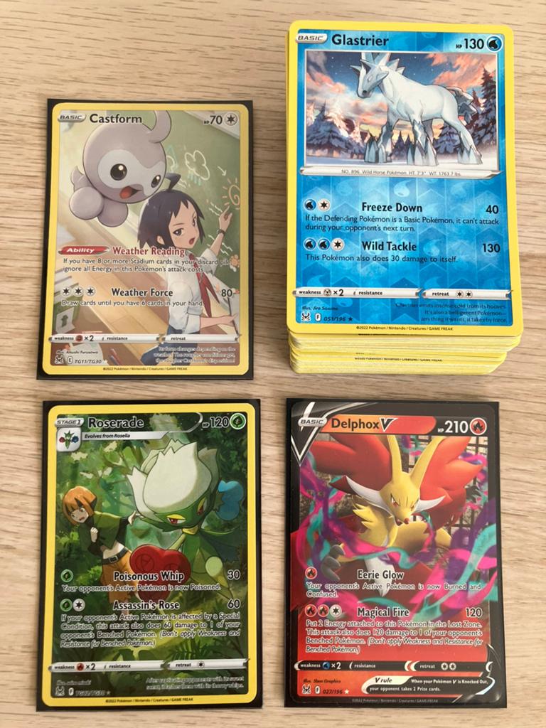 KADO TIP Set van 100 verschillende originele Pokemon kaarten, Ophalen of Verzenden, Zo goed als nieuw, Meerdere kaarten, Foil