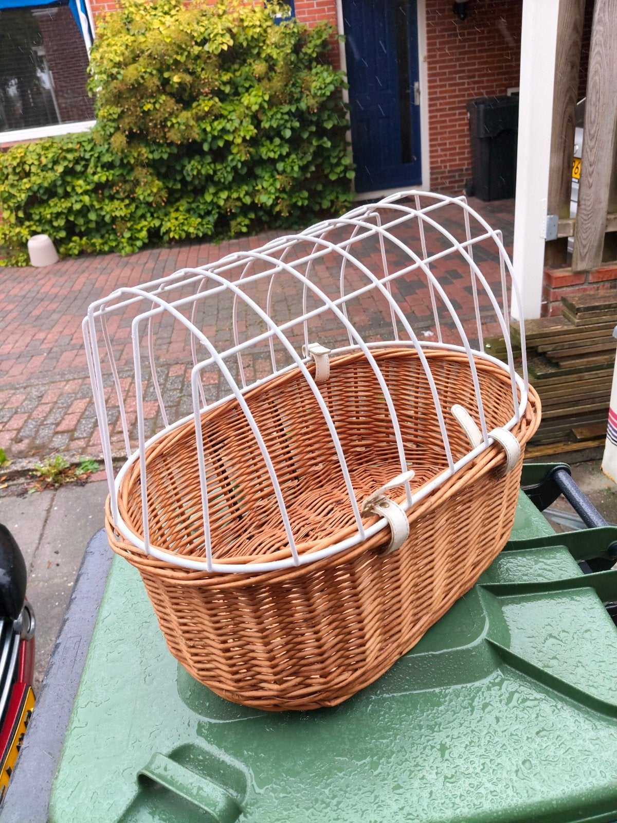 Rotan fietsmand met rek voor huisdier, Ophalen, Gebruikt, Onbekend, Stuurbevestiging