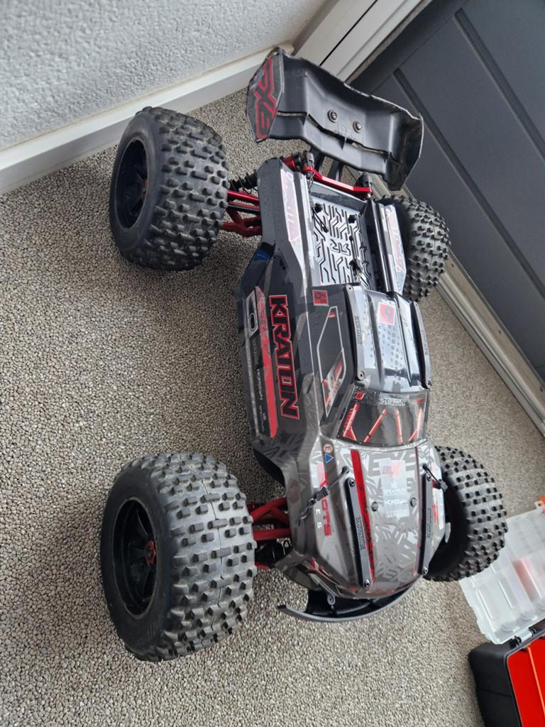 VNDG €379 Arrma Kraton EXB V5 6S Traxxas Losi HPI Hobbywing, Gebruikt, Auto offroad, RTR (Ready to Run), Schaal 1:8
