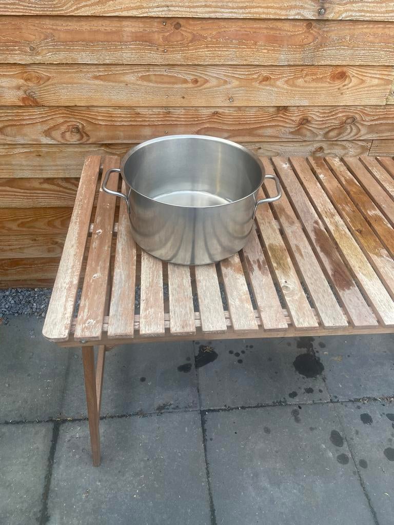 PYRGAM 32 kookpan hoog 18 breed 32 cm, Ophalen of Verzenden, Zo goed als nieuw, Rvs, Koekenpan of Braadpan