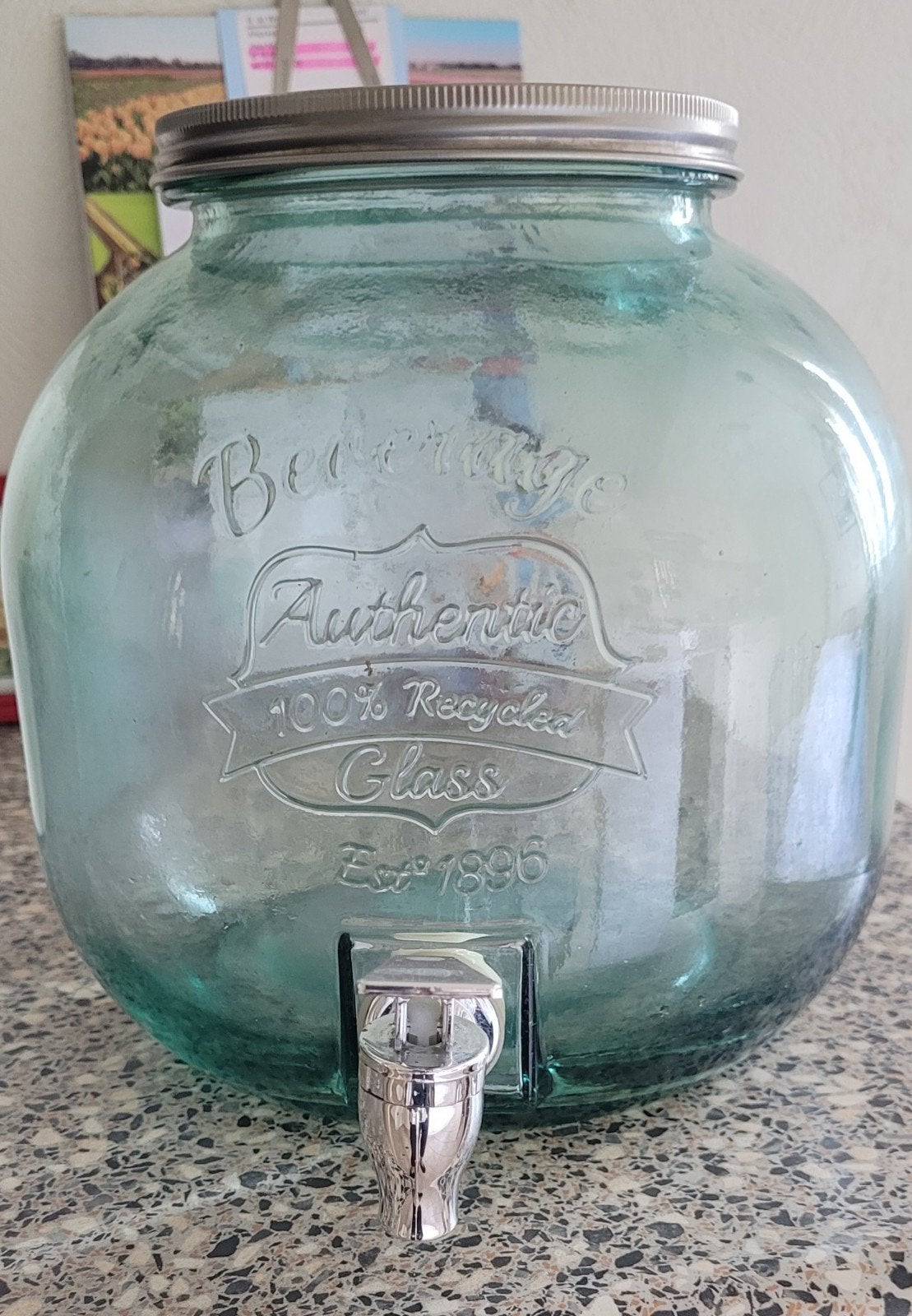drankendispenser, Ophalen