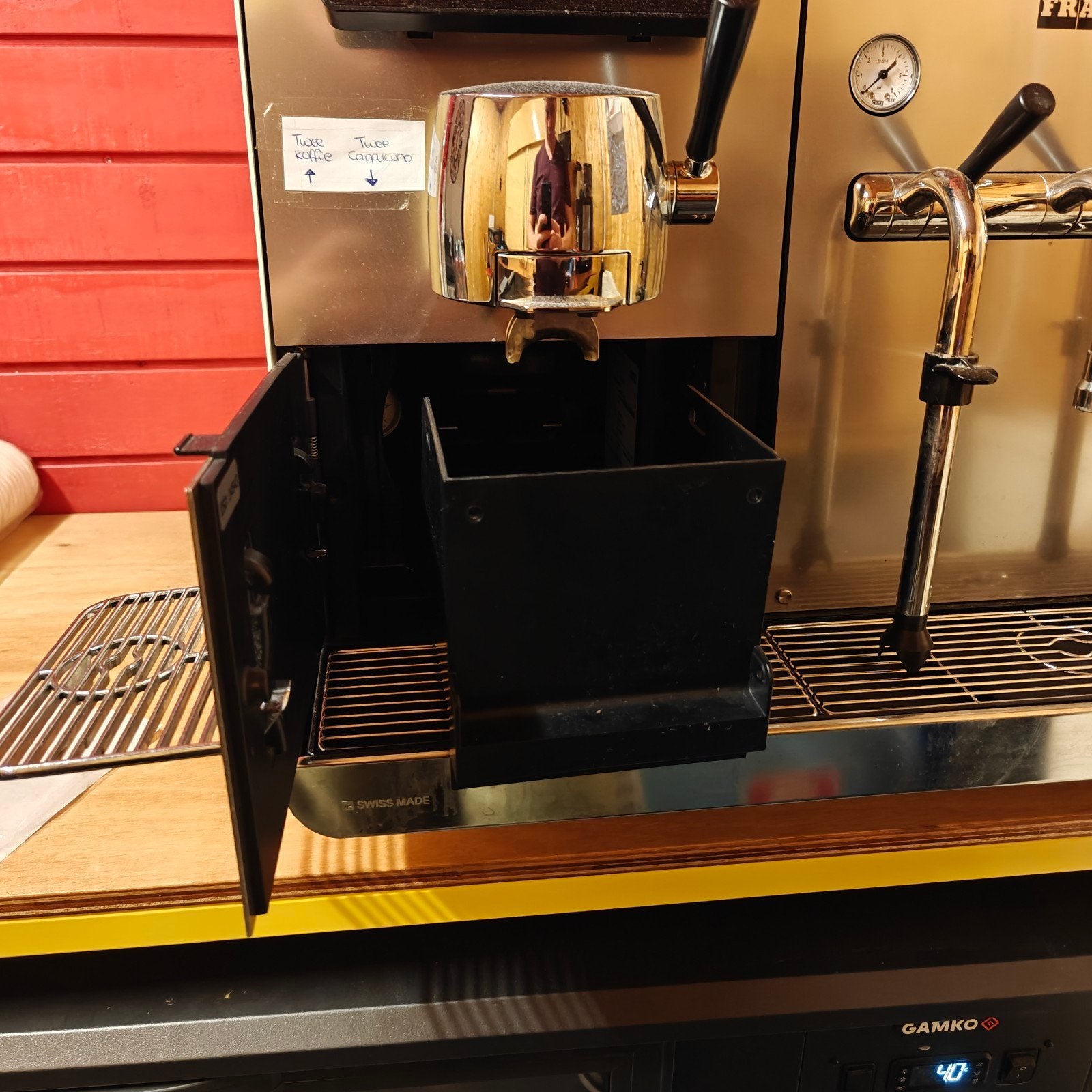 Foto 11 van Franke MYTICO III volautomatische koffiemachine