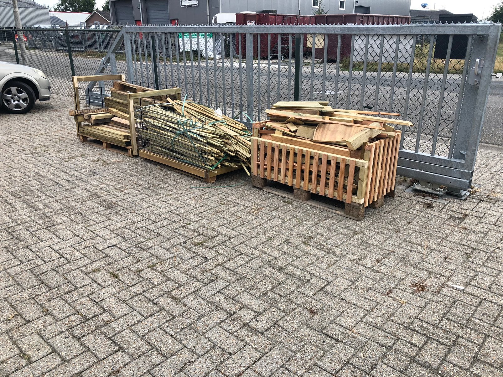 Hout, Doe-het-zelf en Verbouw, Hout en Planken, Ophalen, Zo goed als nieuw, 50 mm of meer, Balk