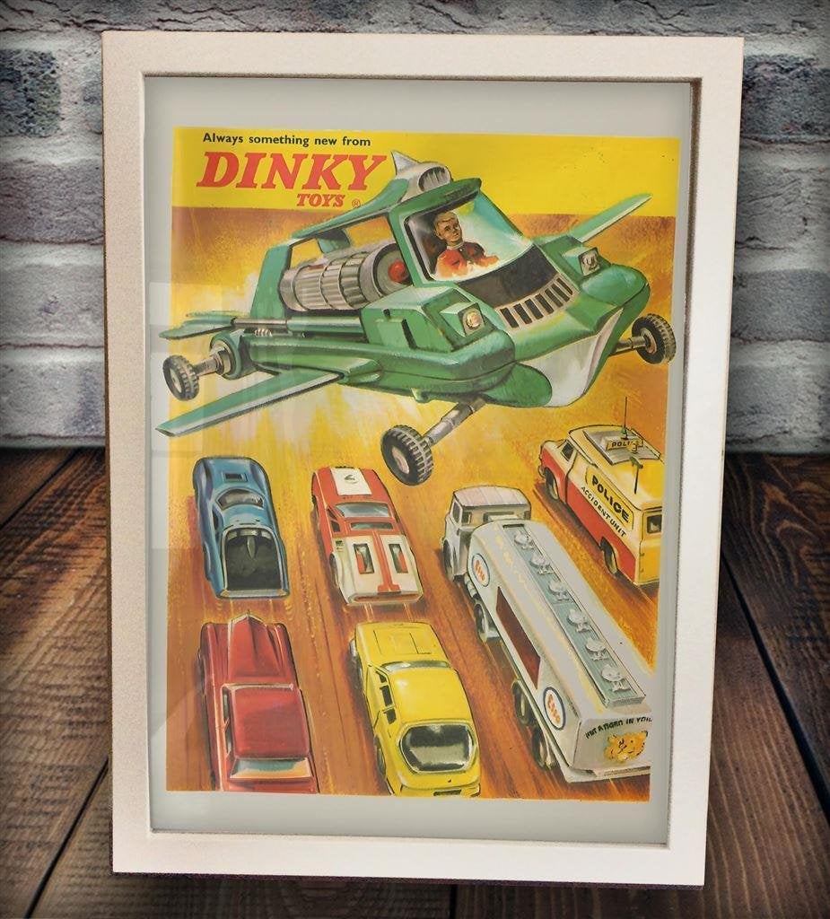DINKY TOYS prachtig Affiche Poster Print in Frame, Verzenden, Nieuw, A1 t/m A3, Film en Tv