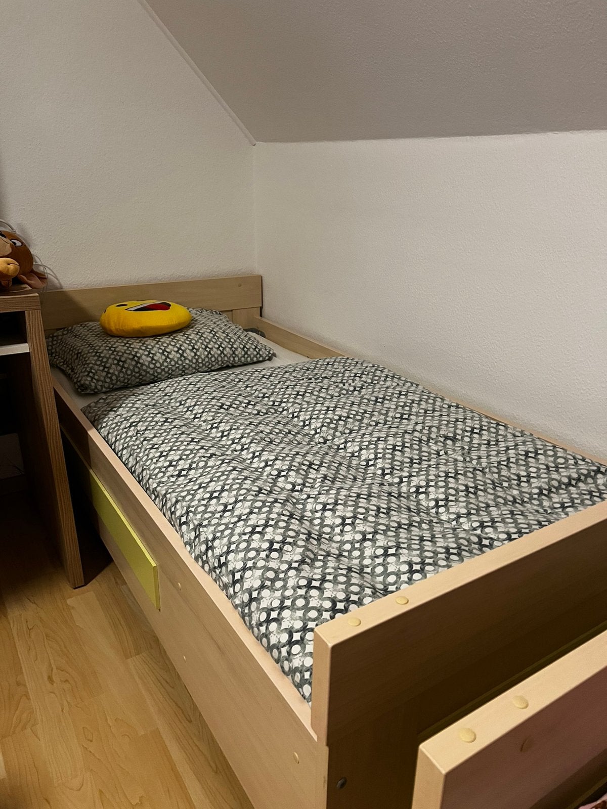 Gratis Kinderbed, 90 cm, Eenpersoons, Wit, Zo goed als nieuw