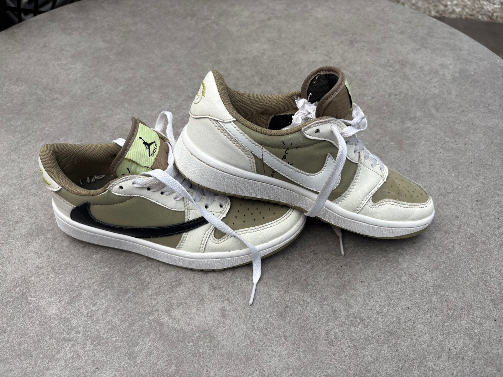 Nike travis scot jordan mt 36, Ophalen of Verzenden, Zo goed als nieuw, Sportschoenen