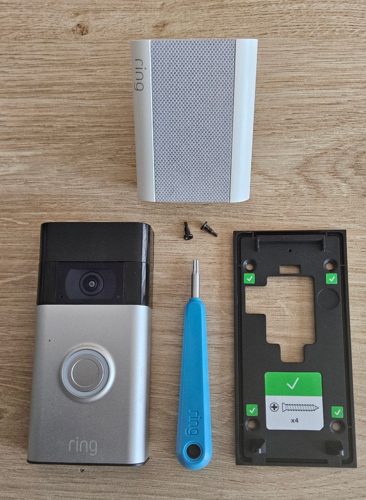 Ring Video Deurbel met Chime en Installatiekit, Ophalen of Verzenden, Bewegingsdetectiesensor, Gebruikt, Draadloos