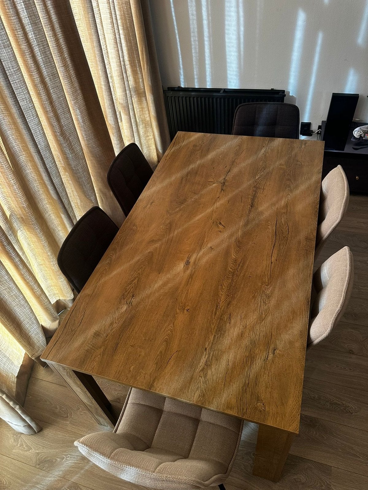 Eetkamertafel met 6 stoelen - Zo goed als nieuw!, Huis en Inrichting, Tafels | Eettafels, Ophalen, Zo goed als nieuw, Vijf personen of meer
