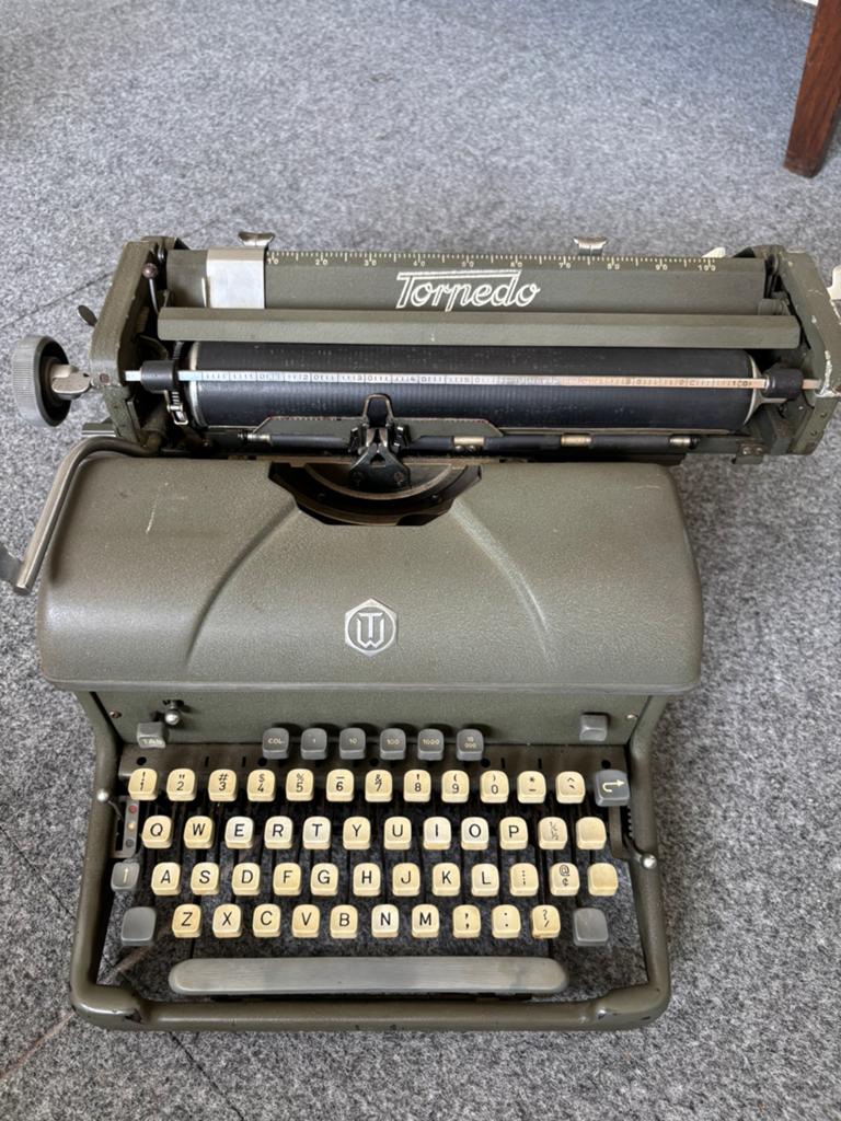 Vintage Torpedo typmachine., Diversen, Typemachines, Ophalen, Gebruikt