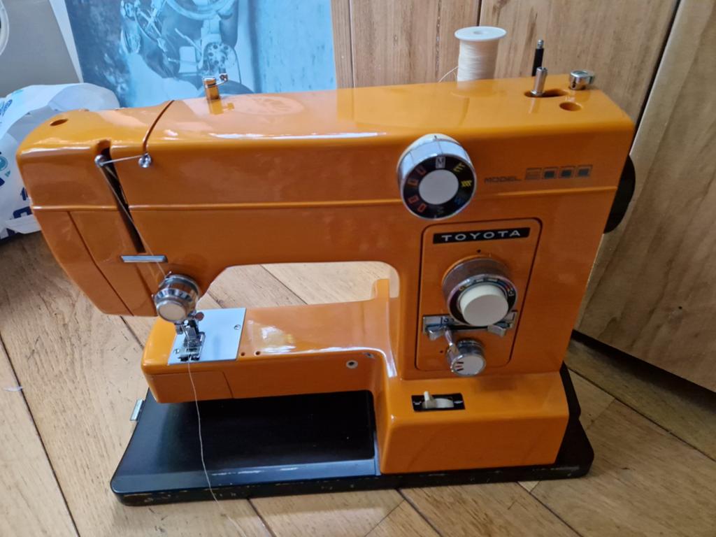 Naaimachine Toyota, Hobby en Vrije tijd, Naaimachines en Toebehoren, Ophalen, Gebruikt, Naaimachine, Overige merken